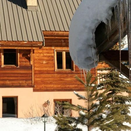 Le Leyrier Hameau Des Chazals Nevache Hautes Alpes Zewnętrze zdjęcie