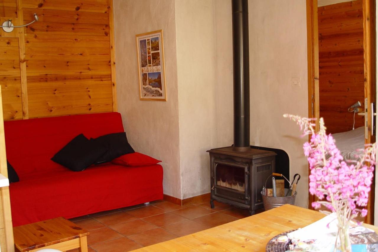 Le Leyrier Hameau Des Chazals Nevache Hautes Alpes Zewnętrze zdjęcie